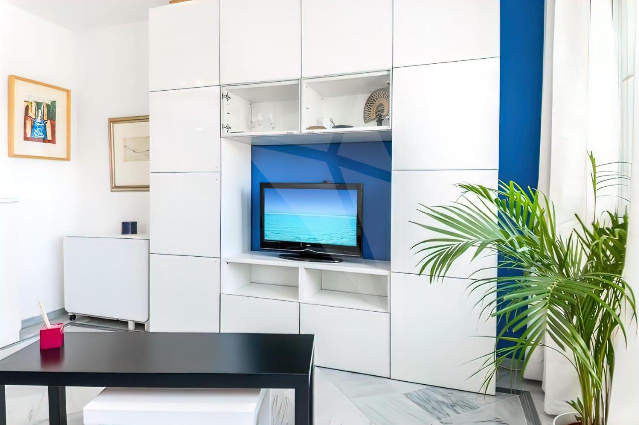 Lovely Suite With River Views And Parking Màlaga Exteriér fotografie