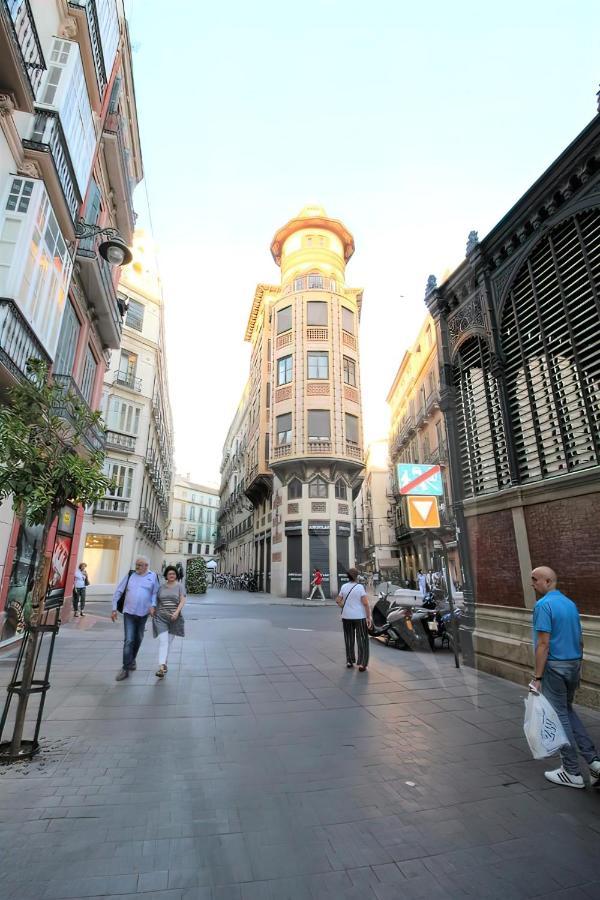 Lovely Suite With River Views And Parking Màlaga Exteriér fotografie